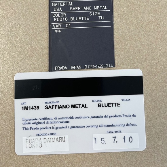 Prada Bluette Saffiano Metal Leather Wristlet w/ Box and Cert of Auth -Preloved - Picture 12 of 13